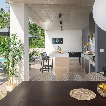 Awesome In Zminj With Wifi