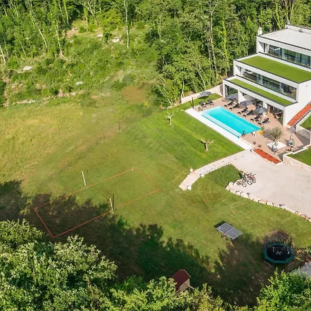 Awesome In Zminj With Wifi * Žminj