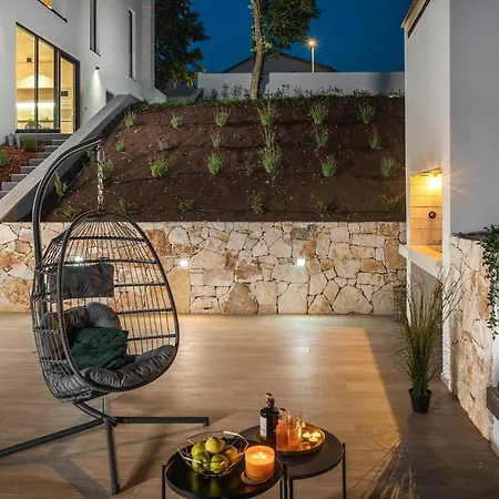 Casa de Férias Awesome In Zminj With Wifi Žminj