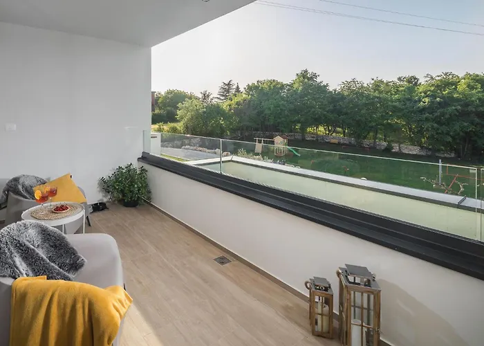 Semesterbostad Awesome In With Wifi Žminj